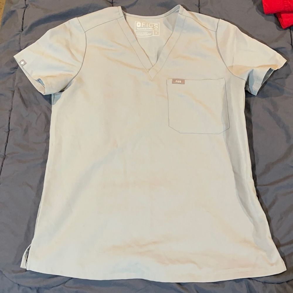 Figs CEMENT Catarina one pocket scrub top- small